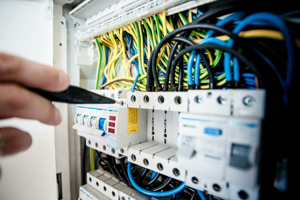 Pourquoi réaliser des rénovations de son système électrique