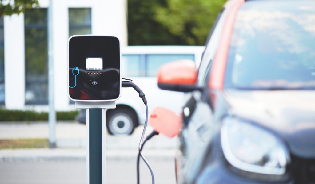 Bornes de recharges, Fontelec réponds à vos besoin en électricité à Lyon.